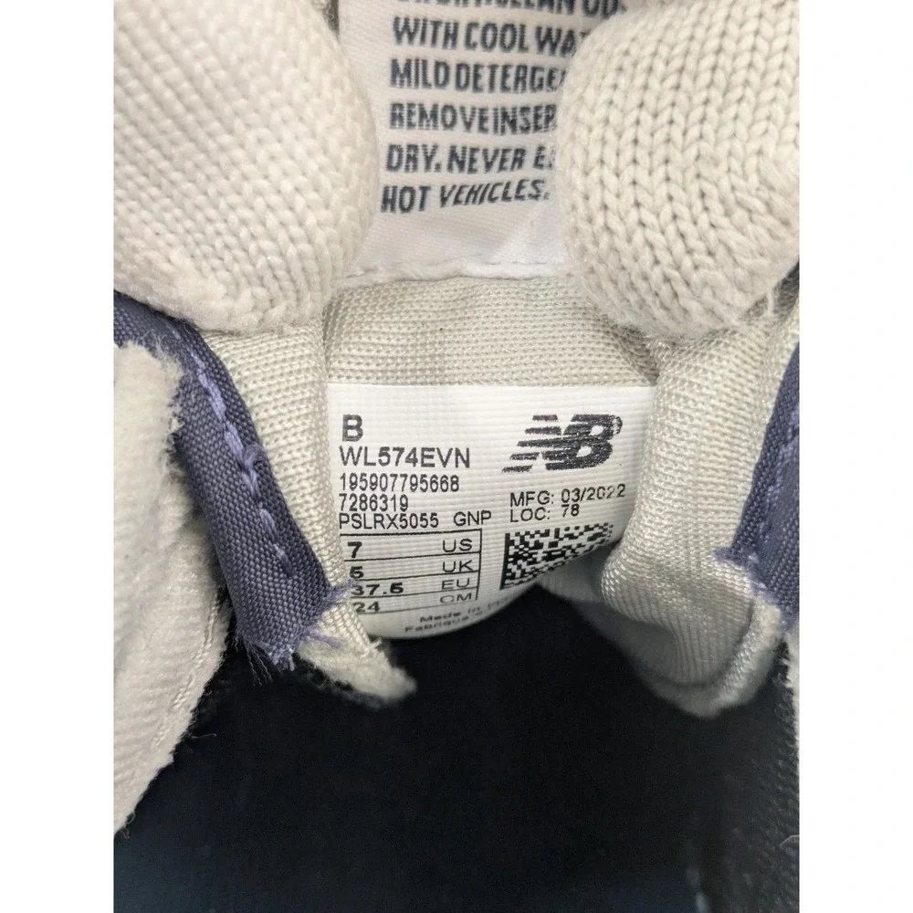 New Balance Women 574 Classic‎ WL574EVN Navy Blue Size 7